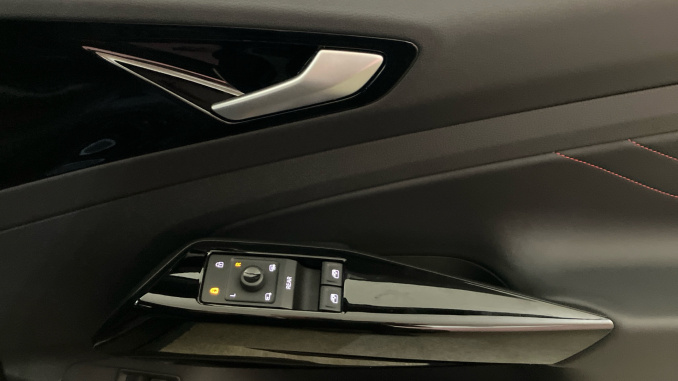 Volkswagen ID.4 250kW 4MOTION GTX Edition 79kWh 5dr Auto Electric Estate - Image 19